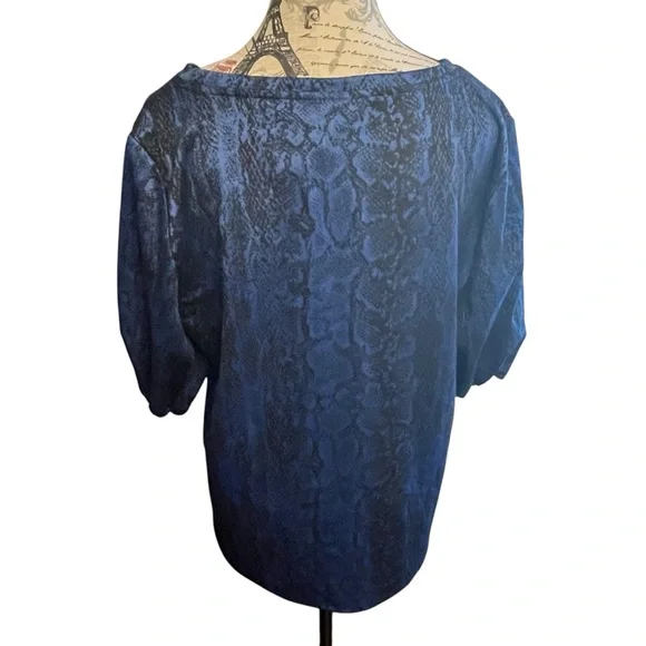 JM Collection Blue Snakeskin Blouse - Picture 3 of 5